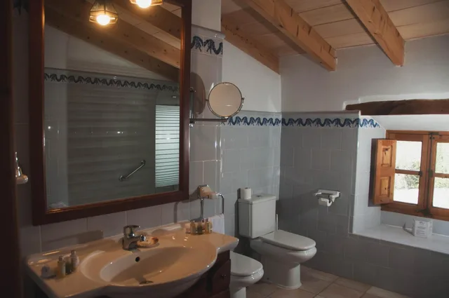 غرفة قياسية بسرير مزدوج، Finca Hotel Can Estades 2/2