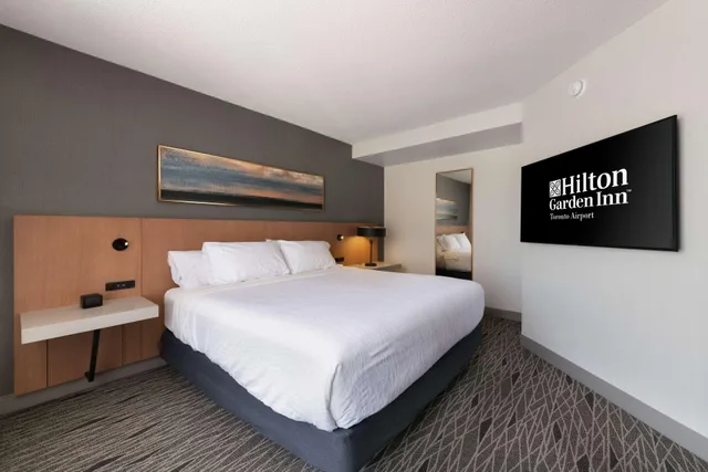 جناح بسرير كينج، Hilton Garden Inn Toronto Airport 1/2
