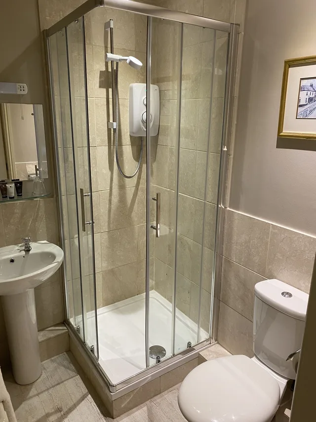 Gallery, Double Bed, The White Swan Hotel 3/3