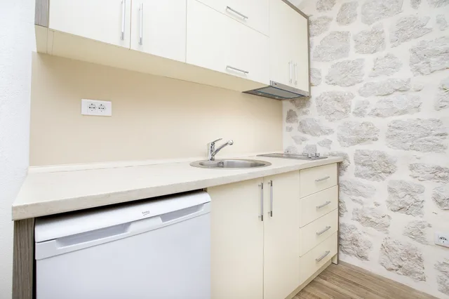 شقة كومفورت بسرير كينج، Apartments Mezini 11 5/5
