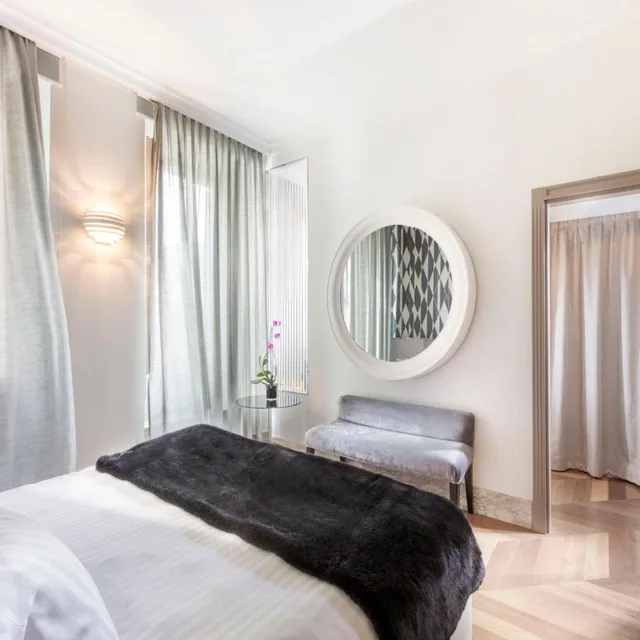 غرفة بريستيج بسرير كينج، Palazzo Manfredi 3/6