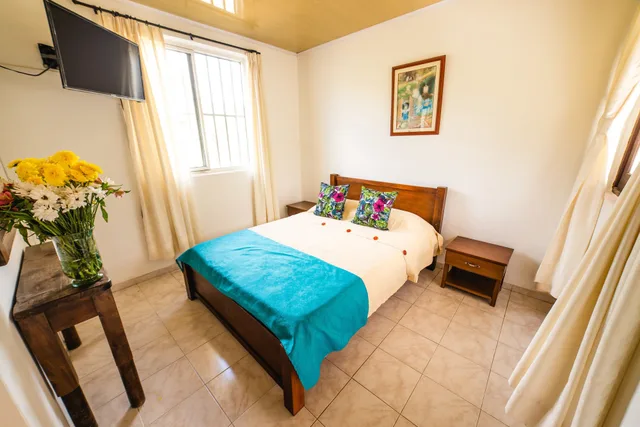 Basic, Queen Bed, Eco Hotel Las Palmas 5/5