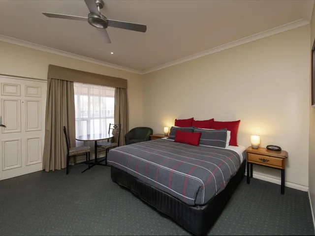 غرفة تنفيذية بسرير كينج، BreakFree Port Pirie 4/7
