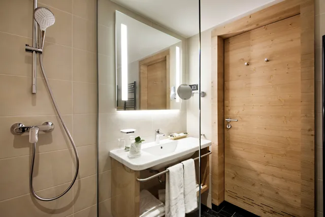غرفة بسرير مزدوج، Rikli Balance Hotel 5/5