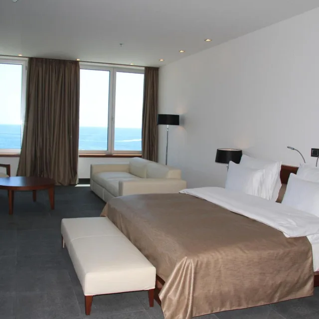 Grand, Penthouse, Suite، Avala Resort and Villas 1/5