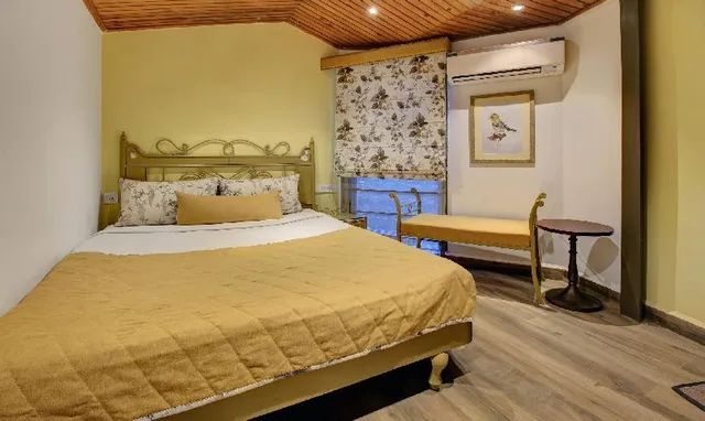 غرفة ديلوكس، Treebo Lakeside Inn 1/1
