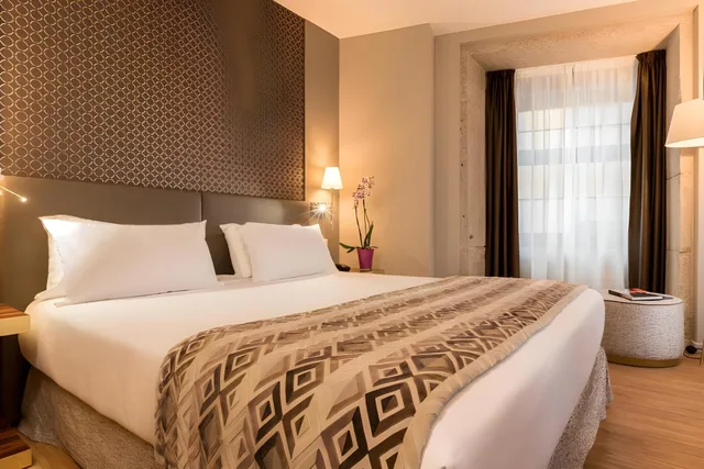 غرفة قياسية، Dorma Almada 1/1