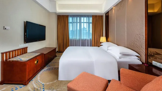 1 Bedroom, Suite, Single Bed, Queen Bed, Lounge Access, Crowne Plaza Foshan 4/7