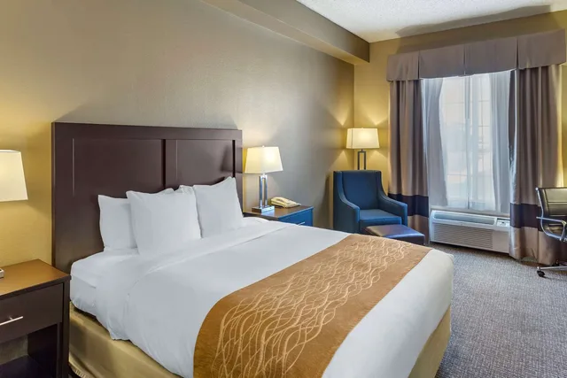 Room, Queen Bed, Accessible, Comfort Inn Evanston I-80 2/3