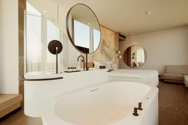 جناح، Van der Valk Hotel Amsterdam Zuidas 6/6