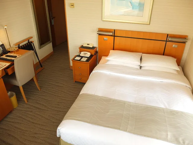 غرفة قياسية بسرير مزدوج للمدخنين، Jr Hotel Clement Takamatsu 2/4