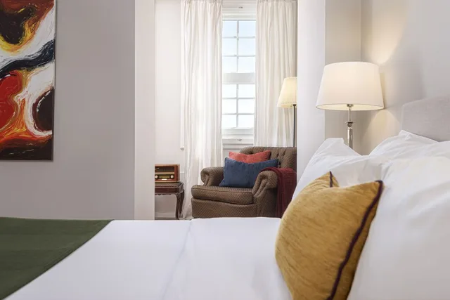 غرفة سوبيريور بسرير مزدوج، B The Guest Downtown 5/8