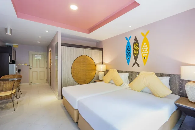غرفة بسريرين منفصلين بإطلالة على المسبح، Bella Villa Prima 2/3