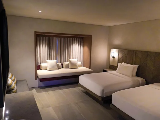 Junior Suite Twin, Amorita Resort & Spa 1/2