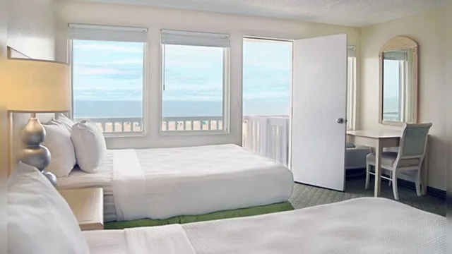 Standard, 2 Double Beds, Ocean Front، Seabonay Motel 3/10