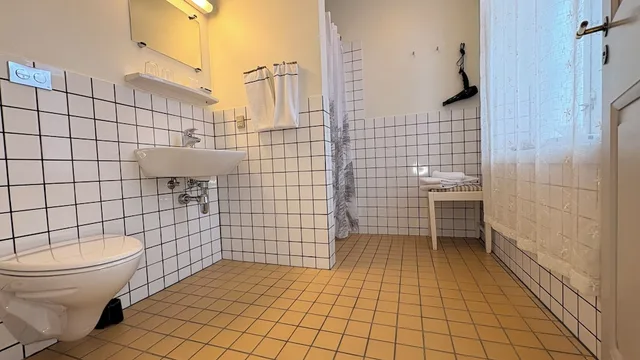 غرفة ديلوكس بسرير كينج، Brodremenighedens Hotel, BW Signature Collection 2/2