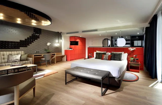 Studio, Suite, Hard Rock Hotel Tenerife 1/2