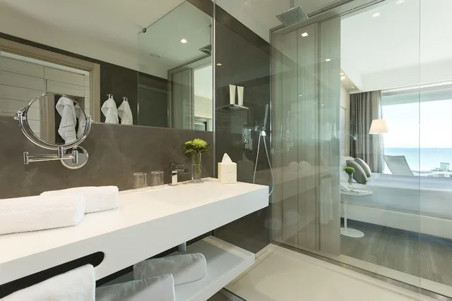 Deluxe, Triple, 1 King and 1 Single Beds, Sea View, Almar Jesolo Resort Spa 3/3