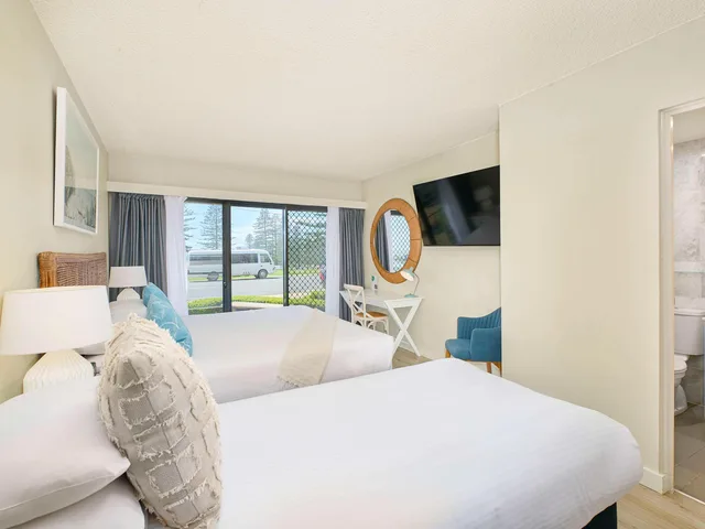 غرفة بسريرين منفصلين بإطلالة على البحر، Ibis Styles Port Macquarie 5/7