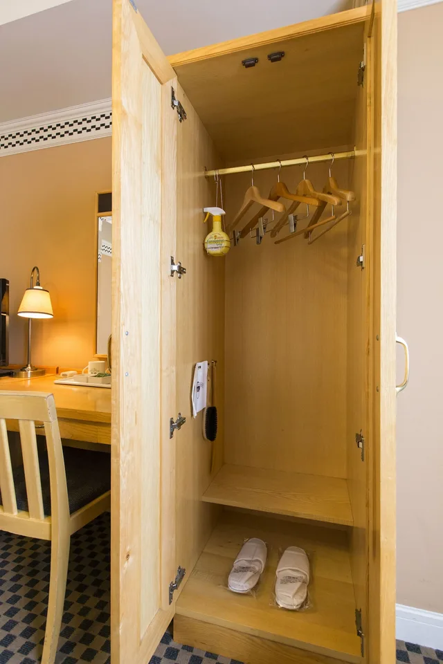 Deluxe, Quadruple, Twin Beds, 2 Murphy Beds، Monterey Edelhof Sapporo Hotel 8/8