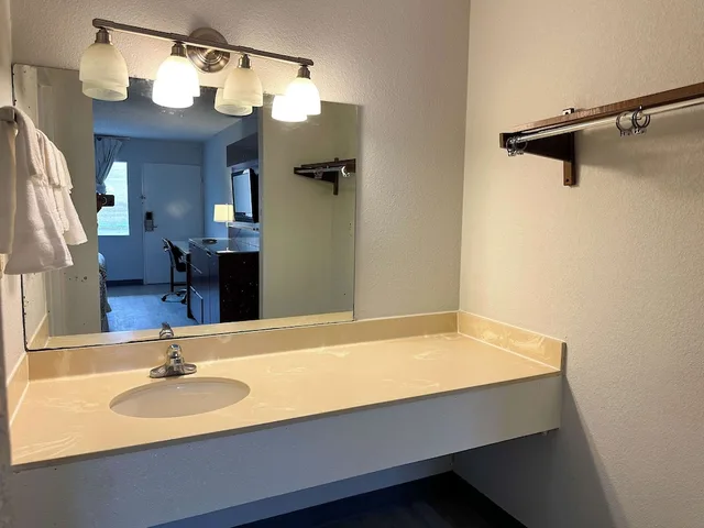 غرفة ديلوكس بسريرين كوين، Motel6 Forrest City, AR 7/7