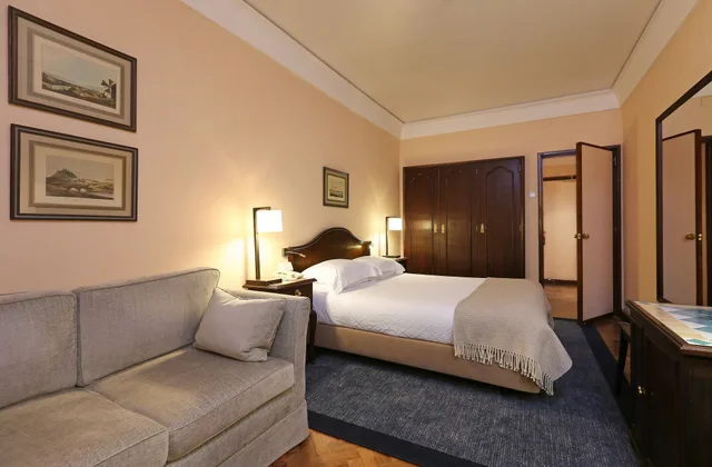 غرفة عائلية، Hotel Lisboa Plaza - Avenida, a Lisbon Heritage Collection 3/5