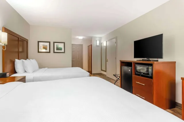 غرفة قياسية بسريرين كوين، Comfort Inn Wytheville - Fort Chiswell 1/9