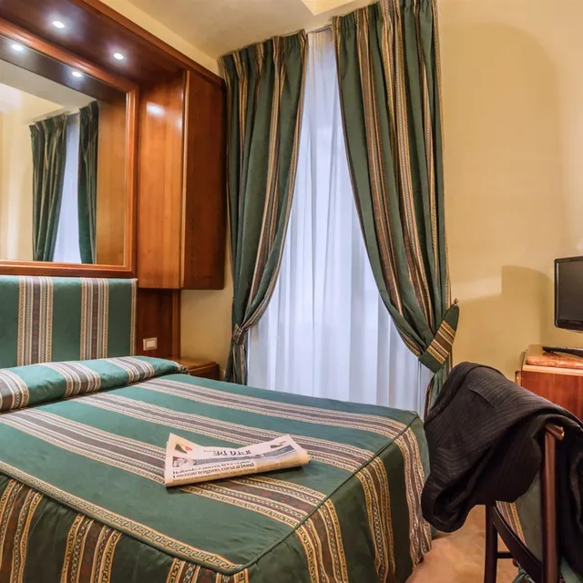 Economy, Double or Twin Bed, Raeli Hotel Luce 5/10