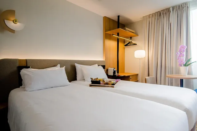 غرفة كومفورت بسريرين منفصلين بغرفة نوم واحدة، Golden Tulip Villepinte Roissy Parc des Expositions 2/10
