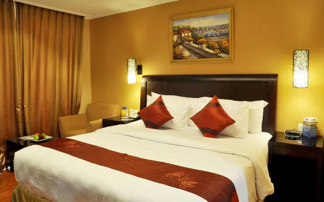 غرفة ديلوكس بسرير كينج بإطلالة على المدينة، Best Western Mangga Dua Hotel And Residence 1/4
