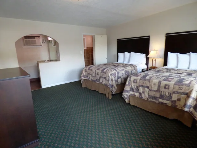 غرفة قياسية بسريرين مزدوجين، Sands Motel 3/4