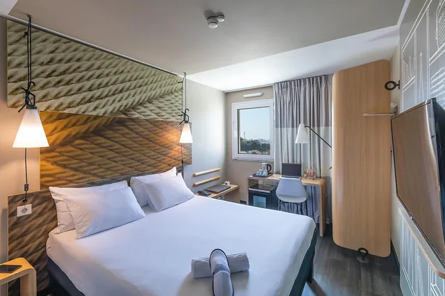 Superior, Double Bed, Sea or River View، Ibis Porto Gaia 4/9
