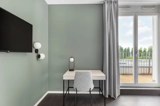 استوديو كبير بسرير كوين بشرفة بمطبخ صغير، Numa | Boxer Rooms & Apartments 6/10