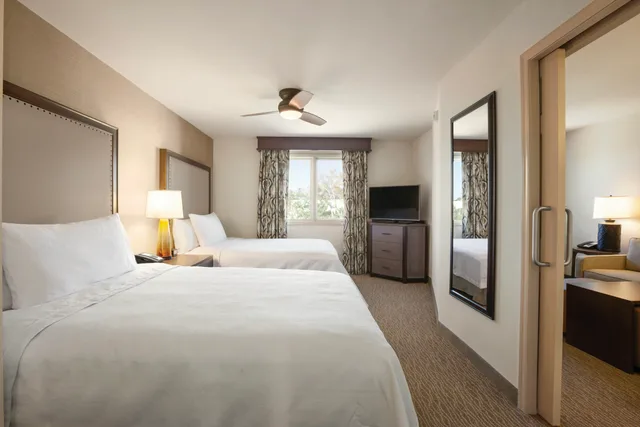 جناح بسريرين كوين بغرفة نوم واحدة، Homewood Suites by Hilton Tucson/St. Philip s Plaza Univ 1/4