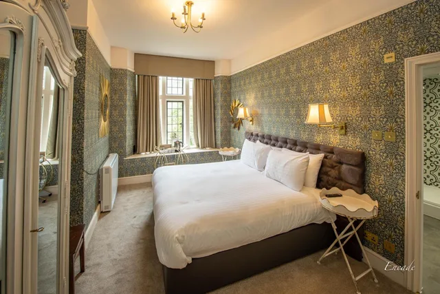 Mansion, Double Bed, Broome Park Hotel 5/7