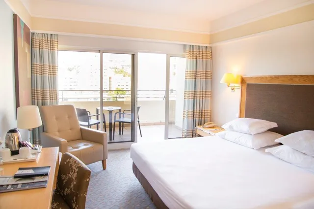 Classic, Single, Double Bed, Land View، Pestana Carlton Madeira 1/5