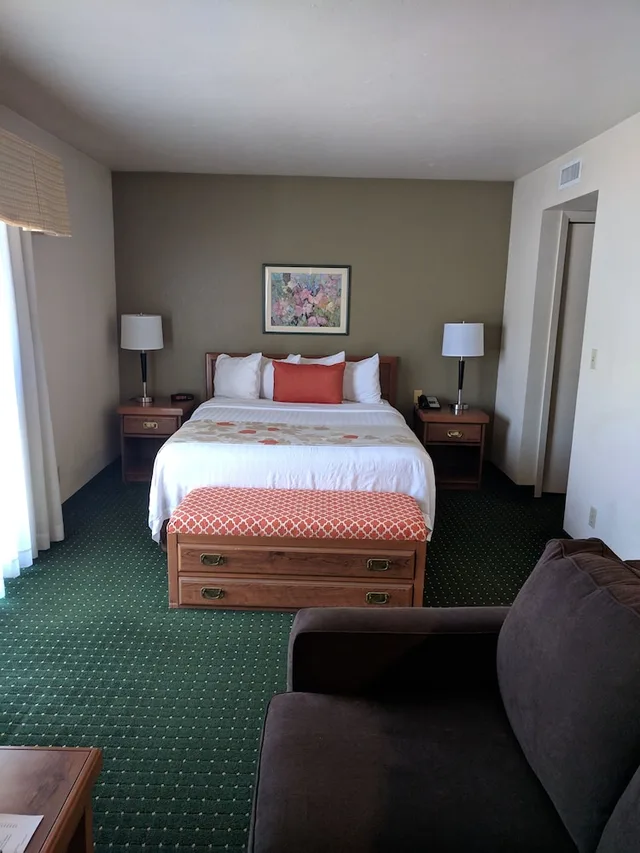 جناح استوديو بسرير كوين، Hawthorn Suites by Wyndham Green Bay 1/5
