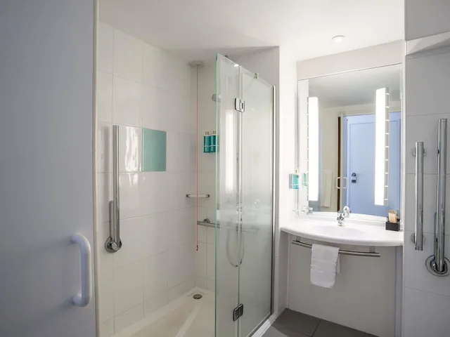 غرفة كلاسيكية عائلية بسرير مزدوج مع أريكة، Novotel Glasgow Centre 10/10
