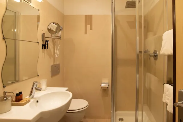 Room, Triple, Hotel Jane 7/7