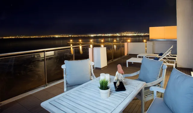 جناح بانورامي بسرير كوين بإطلالة على البحر، Golden Star City Resort 4/7