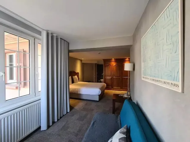 غرفة عائلية بسرير مزدوج مع أريكة، Maison Jenny Hotel Restaurant & Spa 2/3