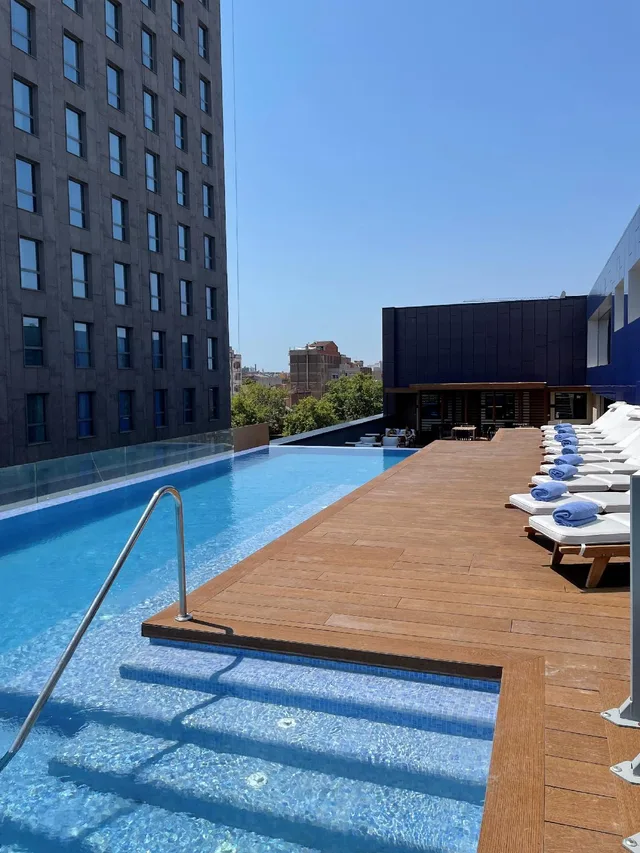 paxton، Paxton Barcelona 2/2