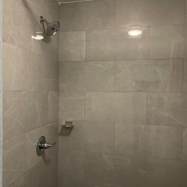 جناح، Motel6 Troy, OH 6/7