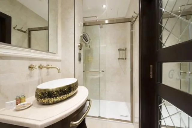 جناح جونيور سوبيريور بسريرين منفصلين، George Street Hotel 2/2