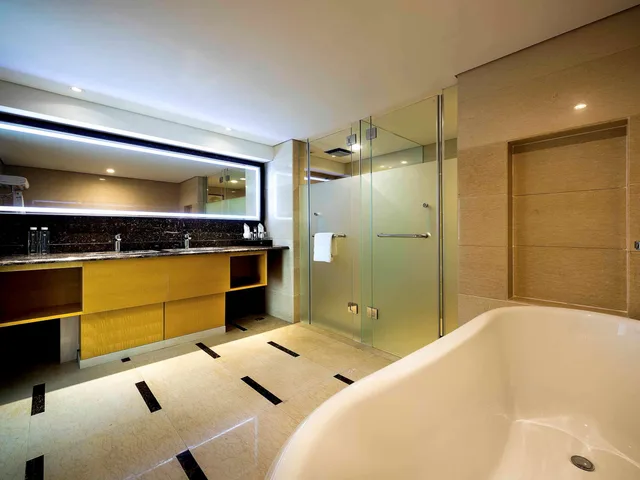 جناح تنفيذي بسرير كينج، Pullman Qingdao Ziyue 3/3