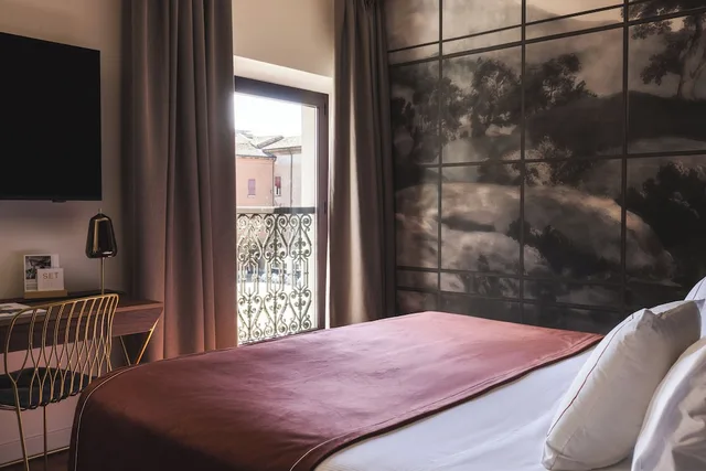 غرفة ديلوكس بسرير كينج، Ferrara Hotel 2/4