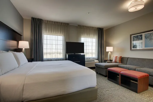 جناح بسرير كينج، Staybridge Suites Plano the Colony 2/5
