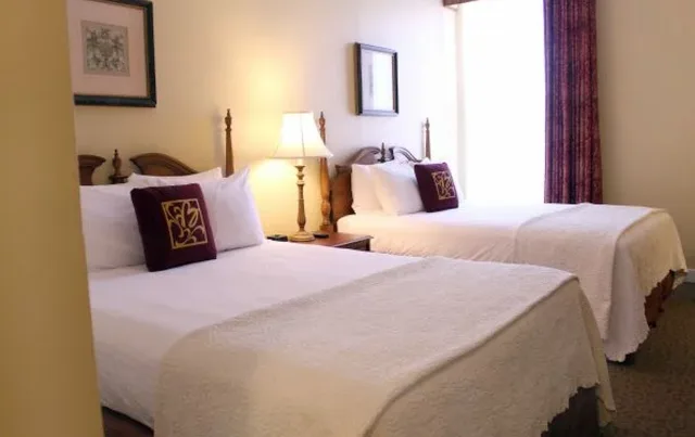 غرفة تقليدية بسريرين مزدوجين، The Blennerhassett Hotel 1/1