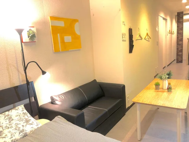 Private, Family، Tokyo Art House 1/2