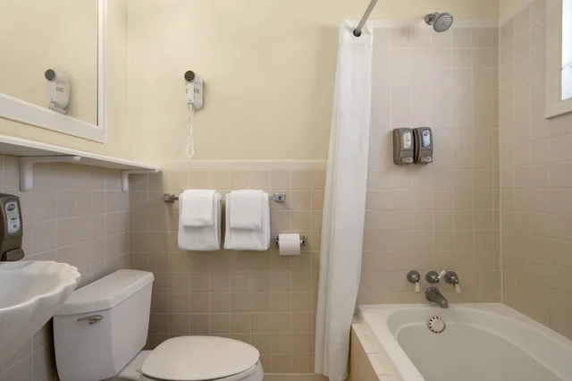 Room, Queen Bed, Ocean Front، Plim Plaza 4/6